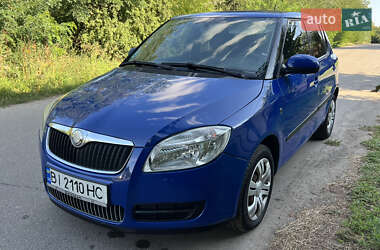 Хэтчбек Skoda Fabia 2009 в Полтаве