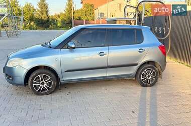 Хэтчбек Skoda Fabia 2007 в 