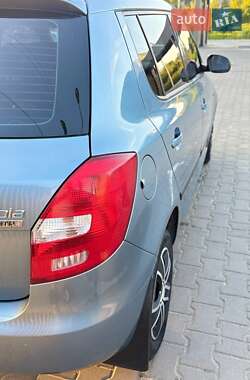 Хэтчбек Skoda Fabia 2007 в 