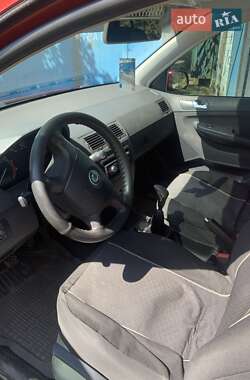 Хэтчбек Skoda Fabia 2006 в 
