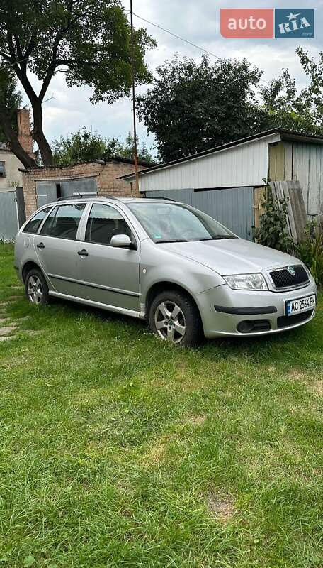 Універсал Skoda Fabia 2004 в Луцьку