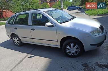 Універсал Skoda Fabia 2003 в Полтаві