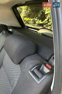Хэтчбек Skoda Fabia 2010 в 