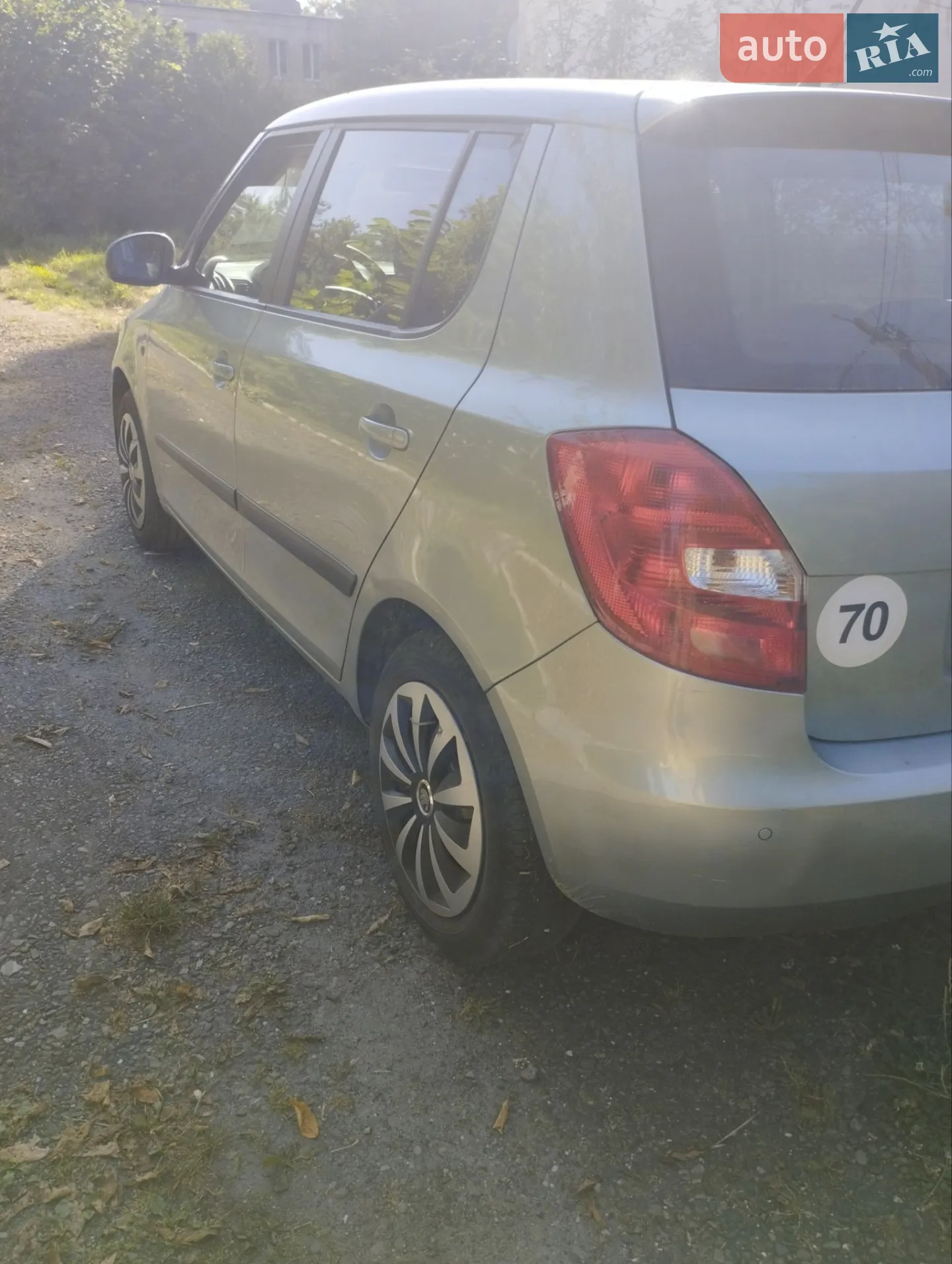 2011 Skoda Fabia - мініатюра 6