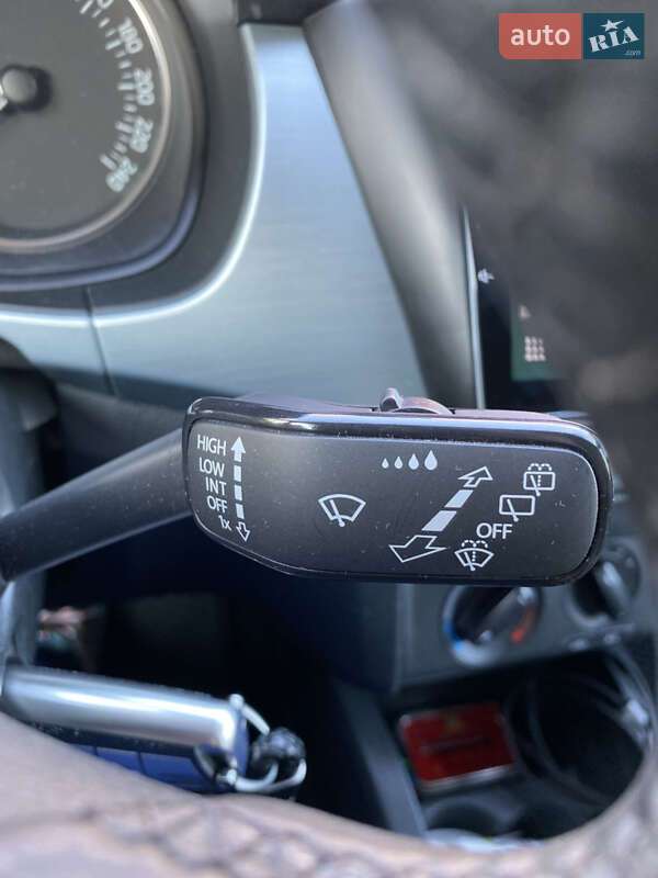 Хетчбек Skoda Fabia 2016 в Києві