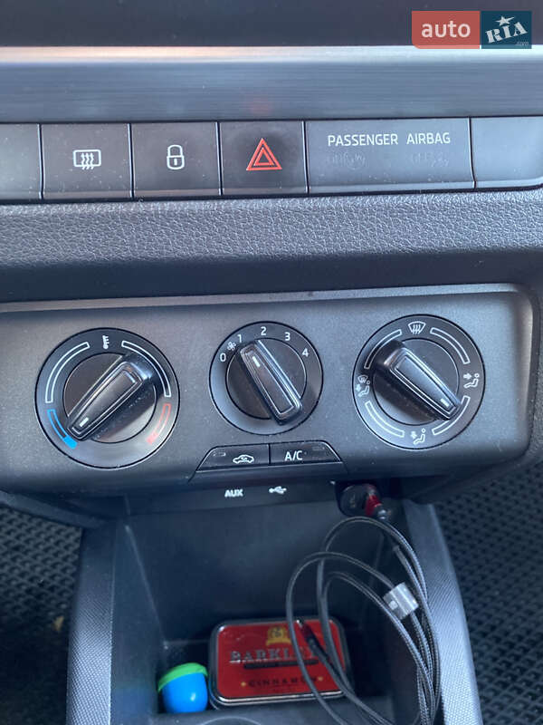 Хетчбек Skoda Fabia 2016 в Києві