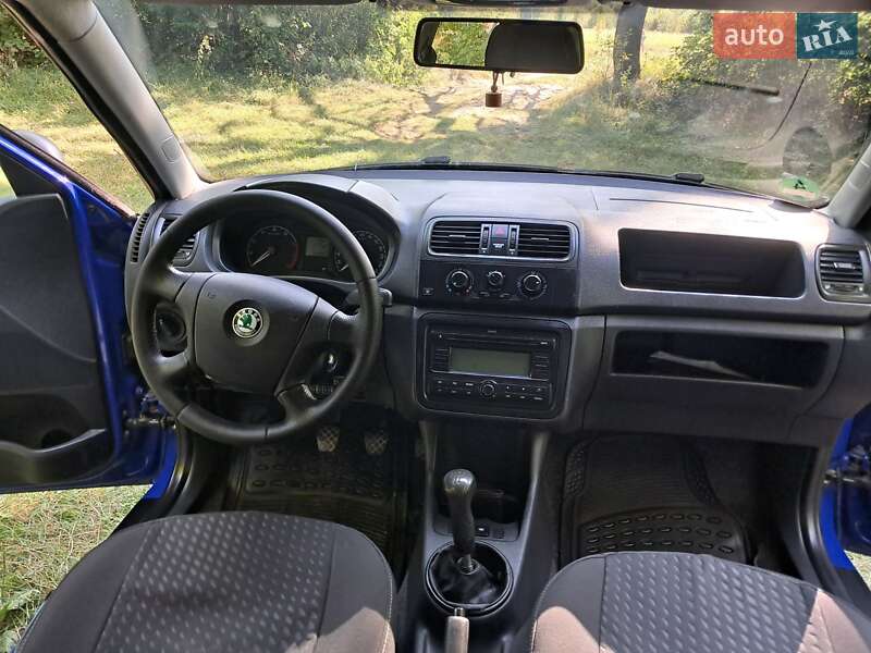 Хэтчбек Skoda Fabia 2008 в Борщеве