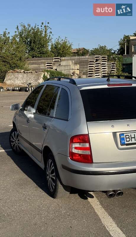 Универсал Skoda Fabia 2002 в Подольске