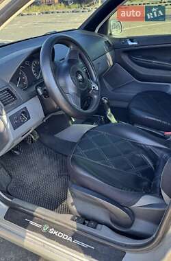 Универсал Skoda Fabia 2002 в 