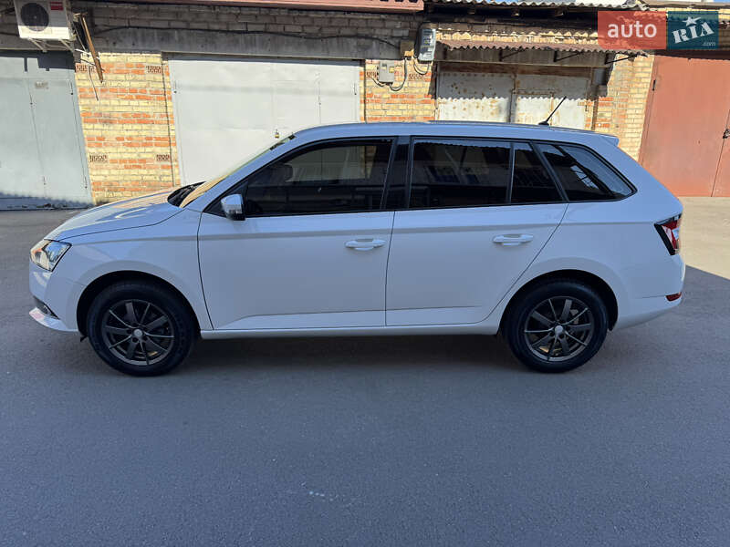 Універсал Skoda Fabia 2019 в Києві