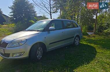 Універсал Skoda Fabia 2011 в Івано-Франківську