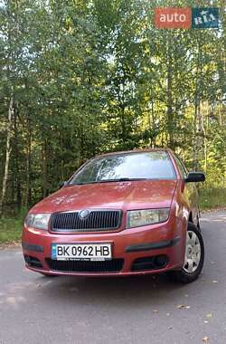Хетчбек Skoda Fabia 2006 в Дубровиці
