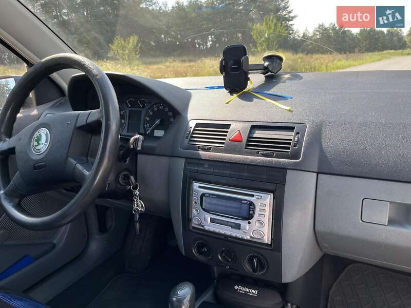 Хетчбек Skoda Fabia 2002 в Павлограді