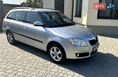 Универсал Skoda Fabia 2009 в Луцке
