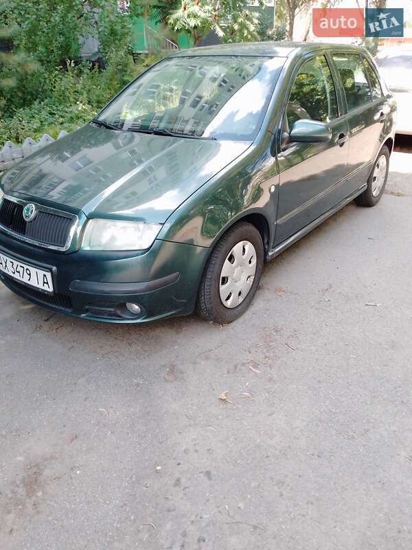Хэтчбек Skoda Fabia 2005 в Харькове