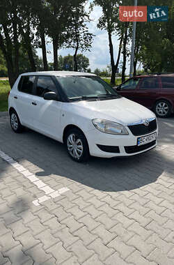 Хэтчбек Skoda Fabia 2013 в Городке