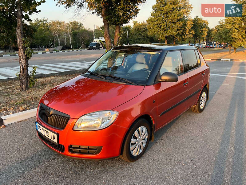 Хэтчбек Skoda Fabia 2007 в Запорожье
