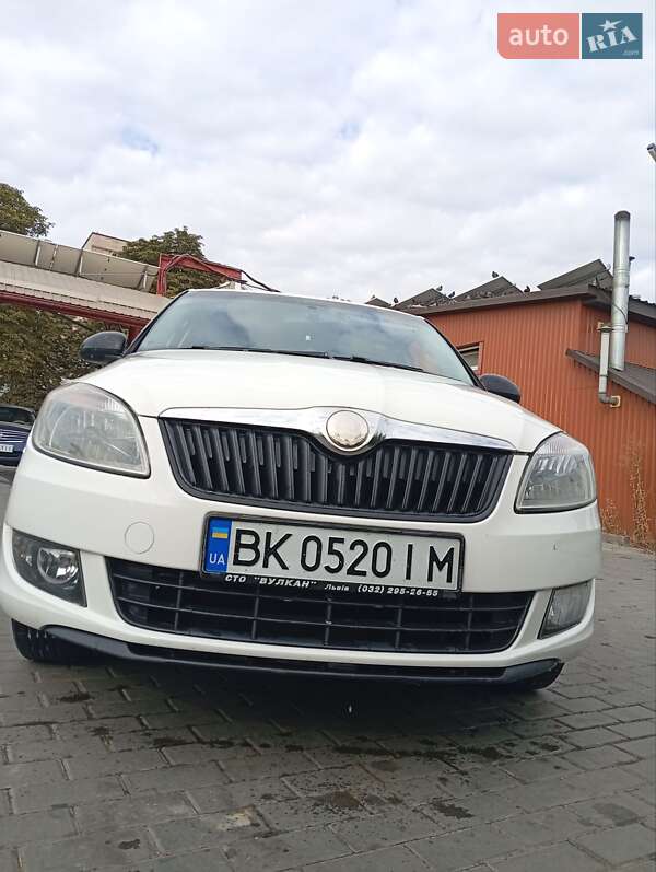 Хэтчбек Skoda Fabia 2011 в Ровно фото 34 Хэтчбек Skoda Fabia 2011 в Ровно