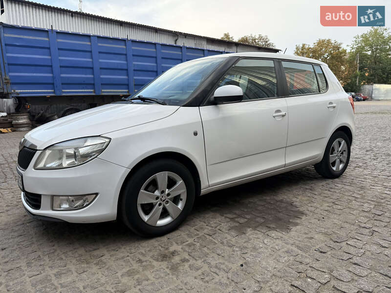 Хэтчбек Skoda Fabia 2014 в Первомайске фото 7 Хэтчбек Skoda Fabia 2014 в Первомайске