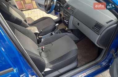 Универсал Skoda Fabia 2003 в Мостиске