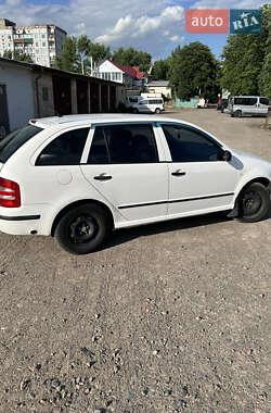 Универсал Skoda Fabia 2004 в Первомайске