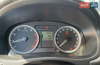Хетчбек Skoda Fabia 2008 в  фото 25 Хетчбек Skoda Fabia 2008 в
