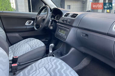 Хетчбек Skoda Fabia 2008 в  фото 40 Хетчбек Skoda Fabia 2008 в