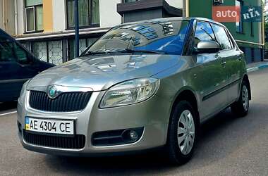 Хэтчбек Skoda Fabia 2008 в Киеве