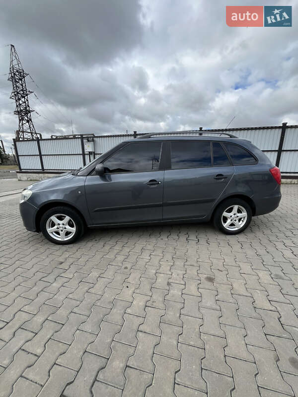 Універсал Skoda Fabia 2009 в Рожище