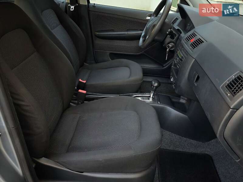 Хэтчбек Skoda Fabia 2005 в Харькове