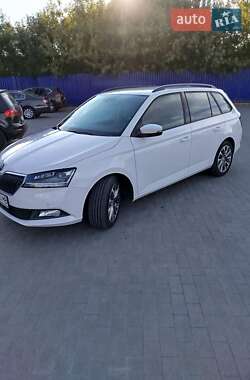 Универсал Skoda Fabia 2022 в 