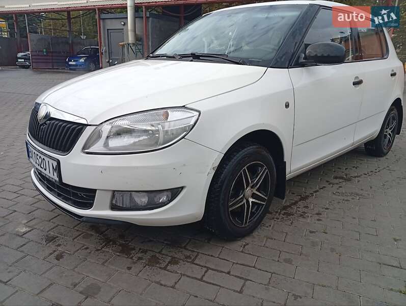 Хэтчбек Skoda Fabia 2011 в Ровно фото 9 Хэтчбек Skoda Fabia 2011 в Ровно