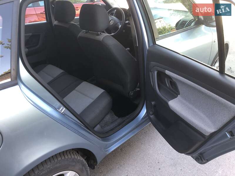 Универсал Skoda Fabia 2009 в Дубно