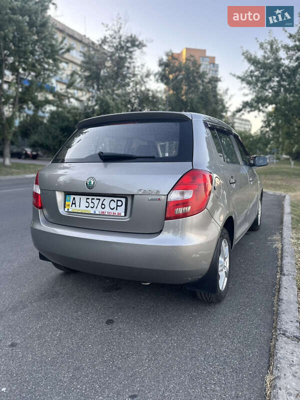 Хэтчбек Skoda Fabia 2011 в Киеве