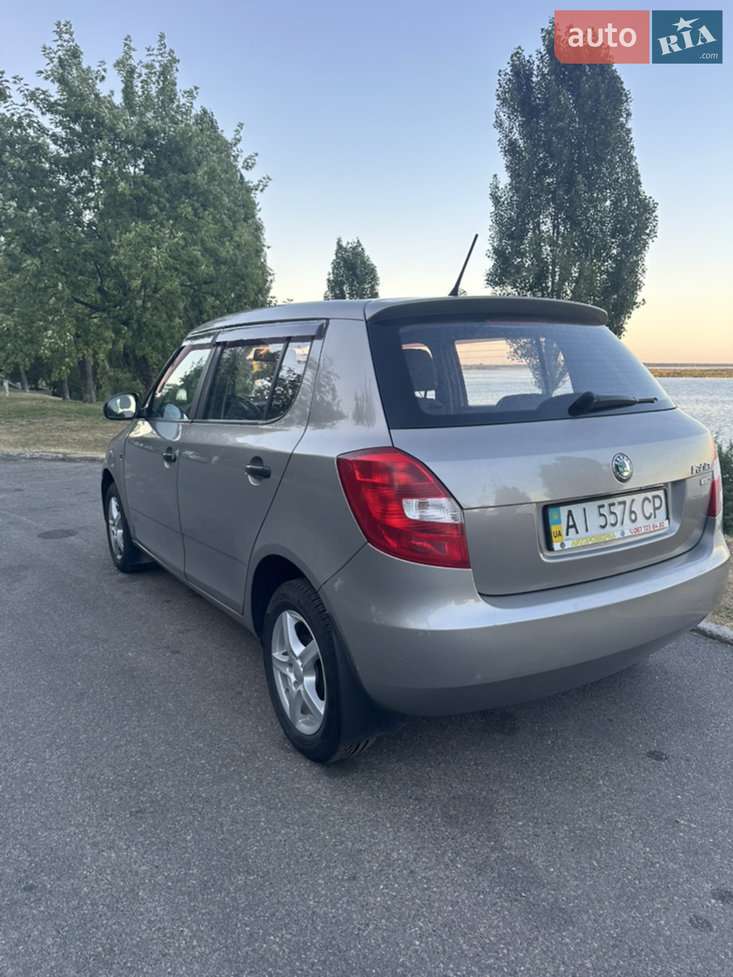 2011 Skoda Fabia - мініатюра 7