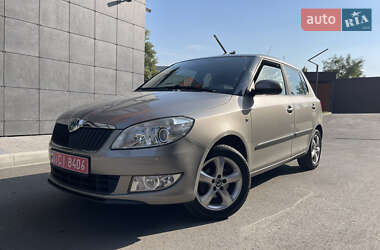 Хэтчбек Skoda Fabia 2011 в Киеве
