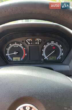 Универсал Skoda Fabia 2004 в 