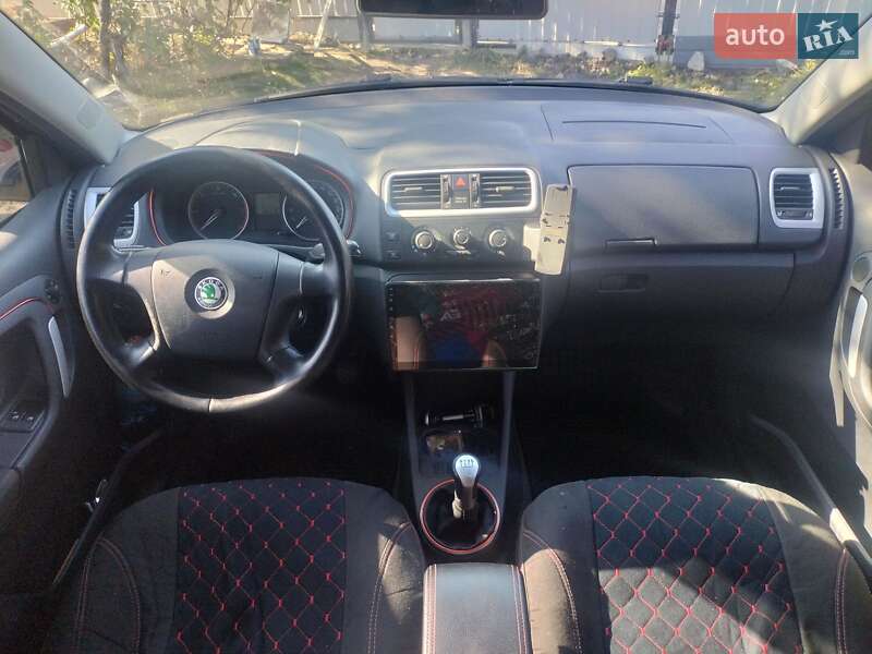 Хэтчбек Skoda Fabia 2007 в Новоукраинке