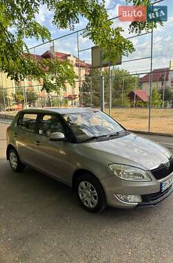 Хэтчбек Skoda Fabia 2012 в Тарутине