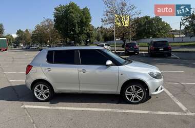 Хэтчбек Skoda Fabia 2009 в 