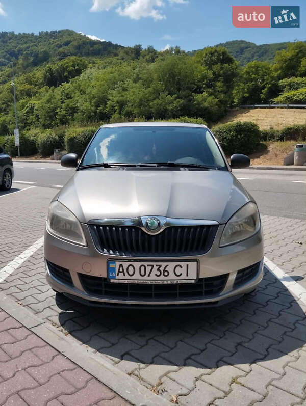 Skoda Fabia 2011 Skoda Fabia 2011