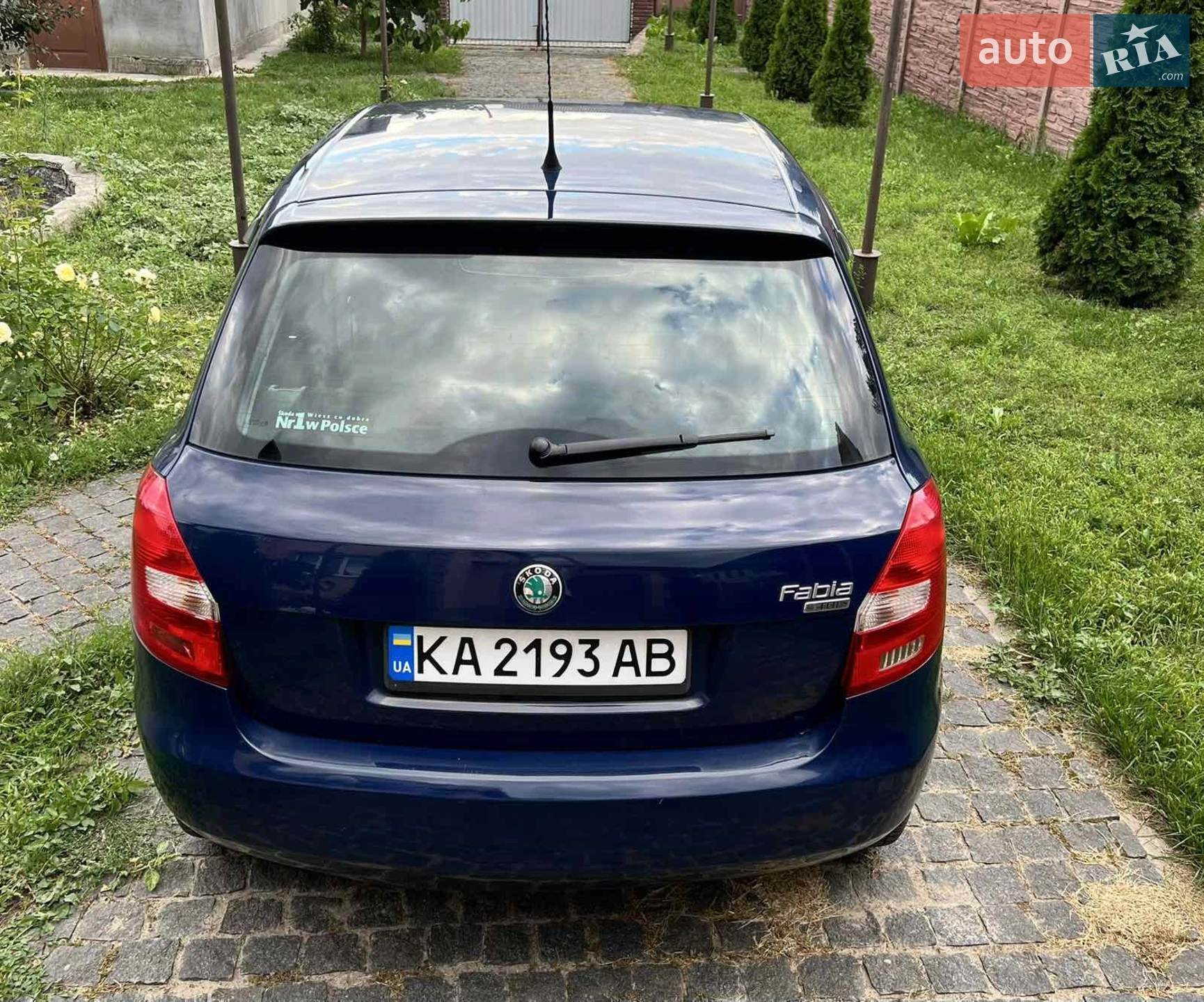 2010 Skoda Fabia - мініатюра 4