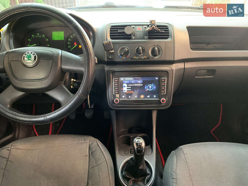 Универсал Skoda Fabia 2010 в Хусте