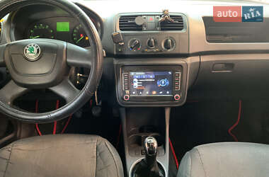 Универсал Skoda Fabia 2010 в 