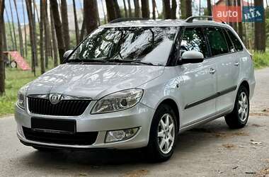 Универсал Skoda Fabia 2011 в Киеве
