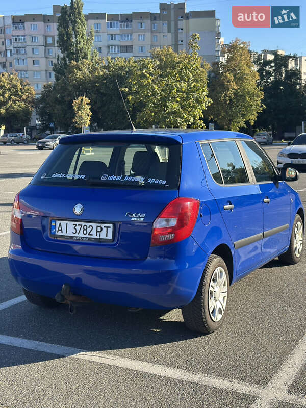 Хэтчбек Skoda Fabia 2009 в Броварах