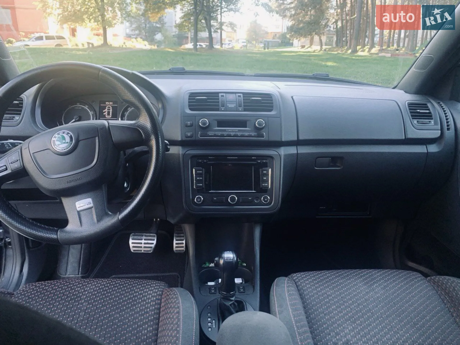 2011 Skoda Fabia - мініатюра 20