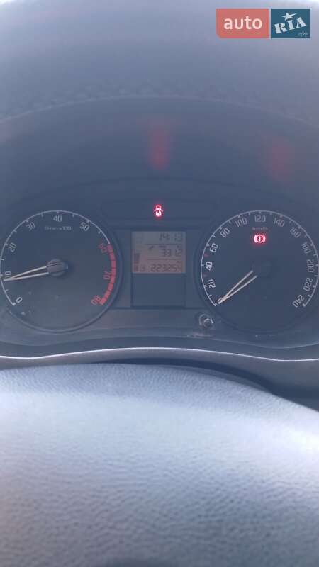 Хетчбек Skoda Fabia 2009 в Самборі фото 3 Хетчбек Skoda Fabia 2009 в Самборі