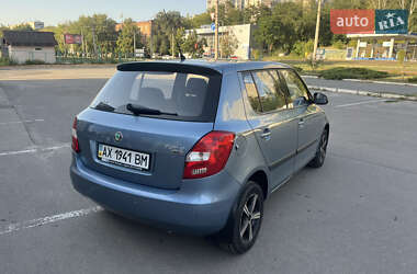 Хэтчбек Skoda Fabia 2008 в 