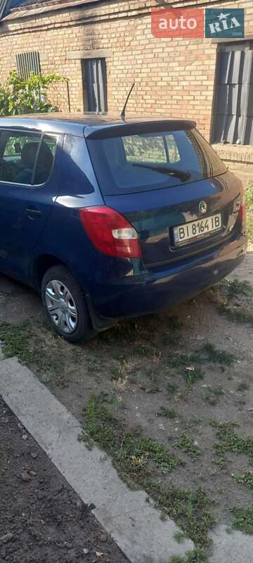 Хэтчбек Skoda Fabia 2011 в Кропивницком
